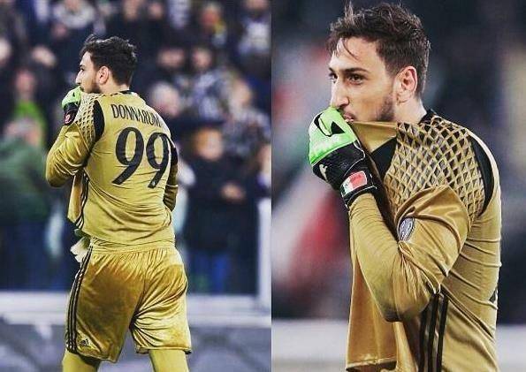 西媒：巴萨对阿拉维斯门票系统崩溃，球迷高喊反拉波尔塔口号