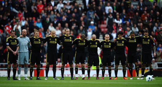 率领球队晋级亚洲杯正赛，新加坡临时主帅加文-李转正