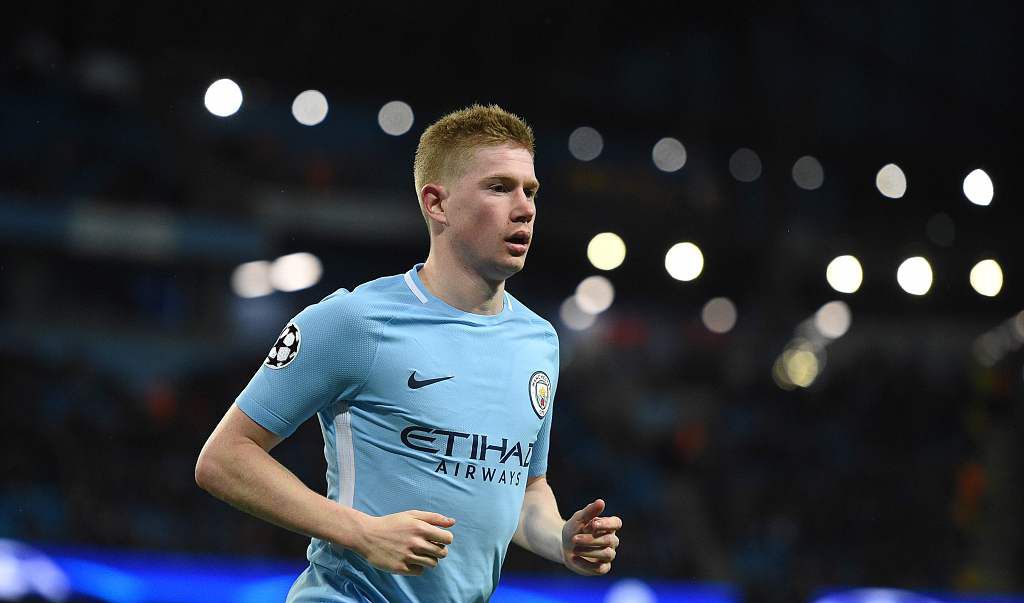 记者：尤文正努力与巴黎就穆阿尼达成协议，热刺也在争夺他